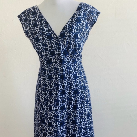 LIZ CLAIBORNE FLORAL MIDI DRESS BLUE V-NECK CROSSOVER COTTON SIZE 10 - Picture 10 of 11